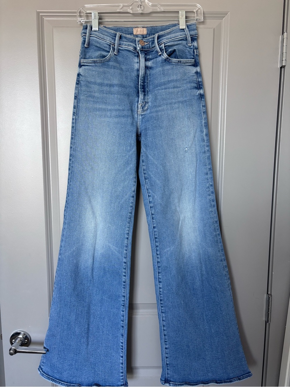 MOTHER The Hustler Roller Sneak in Riding the Cliffside Wash Size 26 - Picture 5 of 10